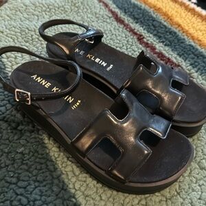 Anne Klein size 7 slightly used